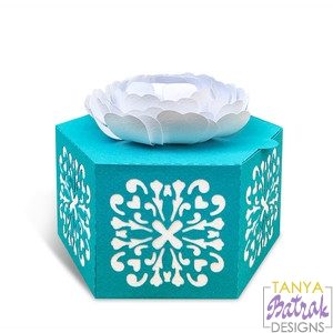 Gift Box With 3D Flower