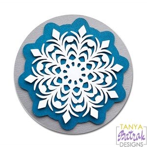 Layered Circle Label With Snowflake
